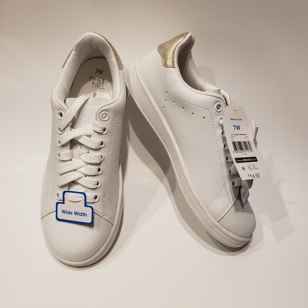 Time Tru women's white size 7wide casual shoes
